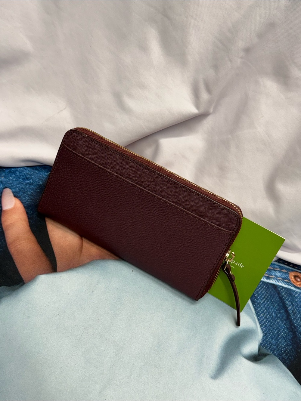 (new+tag) Kate Spade Burgundy Saffiano Leather Zip Around Wallet Gold Hardware - Picture 6 of 7